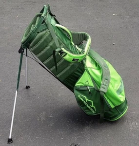 New Men's Sun Mountain Green-Rush Green 2024 Eco-Lite Stand Golf Bag 4 Way 6 Poc - Picture 1 of 7