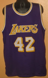 Camiseta deportiva firmada por James Worthy autografiada con certificación BAS Los Angeles Lakers - Imagen 1 de 5