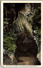 Postcard The Giant's Pot Hole, Lost River, White Mountains, N. H.