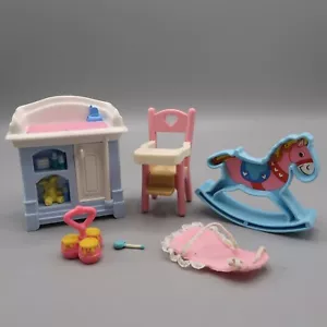 Fisher-Price amorosa familia casa de muñecas guardería caballo mecedor silla alta cambiador - Imagen 1 de 7