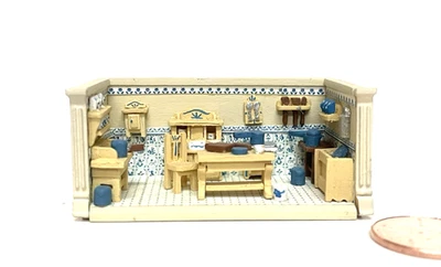 CASA DE MUÑECAS MINIATURA ESCALA 1:144" COCINA SALA CAJA LLENA Foto 1 de 4