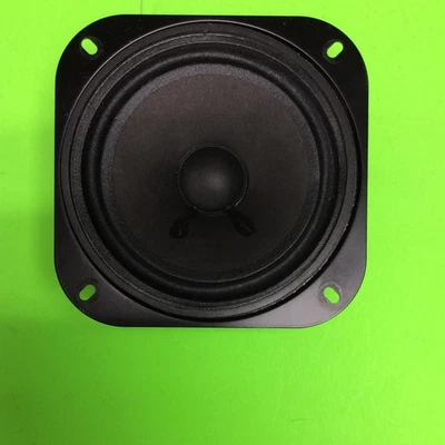 Hitachi 51F59A Projection Television Internal Speaker GK01371 65322 - Image 1 of 2