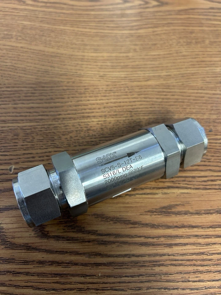 S-Lok. "Válvula de retención de tubería de 3/4"" cantidad 2" Foto 1 de 1