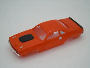 JOHNNY LIGHTNING #807 ORNG/BLK '70 DODGE CHALLENGER SHELL ~ NOS FITS AURORA TJET - Picture 1 of 7