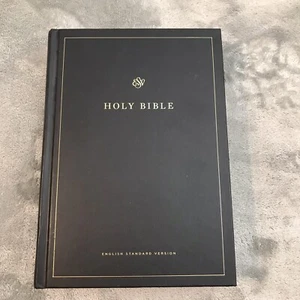 Holy Bible Giant Print Edition ESV Crossway Hard Cover English Standard Version - Picture 1 of 9