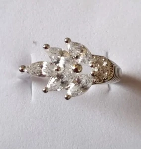 925 STERLING SILVER FILLED RING WITH CLEAR CZ'S RING & FREE GIFTBOX SIZE 8/N - Picture 1 of 8