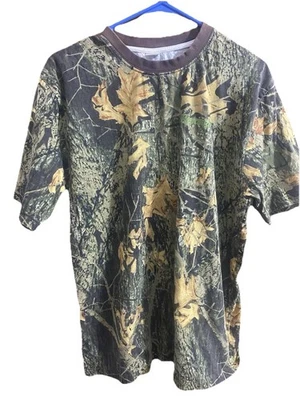 Camiseta de Colección Remington Tree Camuflada Talla XL #4 Estampado Brett Favre en la Parte Trasera de la Camiseta  Foto 1 de 4