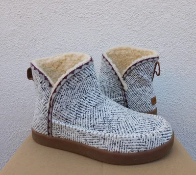 SANUK NATURAL CUSH N' BLAZE FAUX FUR LINED WINTER BOOTS, WOMEN US 7/ EUR 38 ~NEW - Image 1 of 4