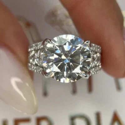 Anillo de compromiso de oro de 14 k con nuevo estilo antiguo de diamantes cultivados en laboratorio redondo de 6,50 quilates Foto 1 de 4