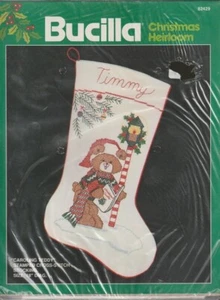 Bucilla Weihnachtserbstück "Caroling Teddy" gestempelt Kreuzstich Strumpf - Bild 1 von 2