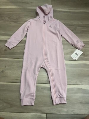 耐克 AIR JORDAN UNISEX 24 个月 Air Jordan 粉色紧身衣套装 MSRP 35 美元 — 第 1/4 张图片