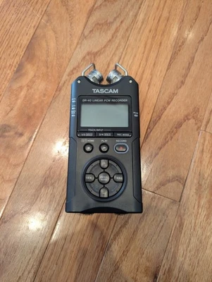 TASCAM DR-40 Linear PCM Digital Recorder - Image 1 of 4
