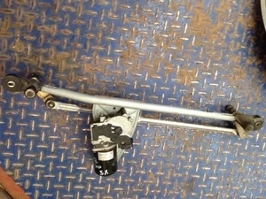 BMW X5 E53 WINDSCREEN WIPER RACK AND MOTOR - Picture 1 of 3