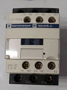 TELEMECANIQUE Contactor SQUARE D LC1D09 BL 24V DC 2.4 W Protector de potencia 25A 690V - Imagen 1 de 5