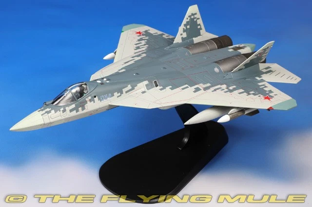 Hobby Master 1:72 Су-57 Felon ВВС России синий 054 w/R-77 и R-37 - Изображение 1 из 4