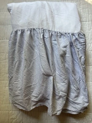 "Falda de cama doble vintage LAURA ASHLEY con volantes antipolvo azul/blanco hoja floral 14"" caída" Foto 1 de 4