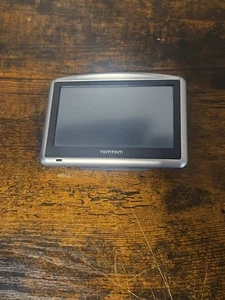 TomTom One XL tragbares Auto 4,3" LCD GPS System - Bild 1 von 2