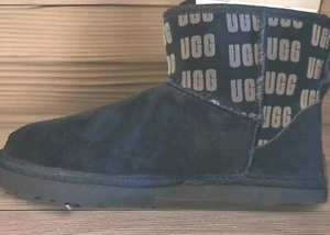 Womens UGG Classic Mini 2 Logo Suede Ankle Boots Shoe Black Sz 8  - Picture 1 of 9