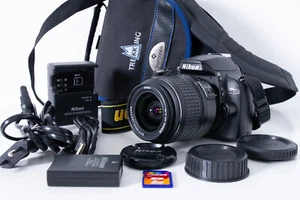 Nikon D60 + Nikkor AF-S DX 18-55mm f/3.5-5.6G II - Picture 1 of 11