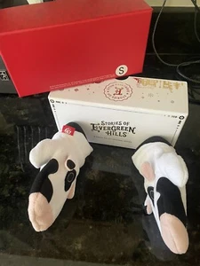 RARE Chick-Fil-A Stories of Evergreen Hills Kids Small Cow Mittens Gloves NIB - Picture 1 of 6