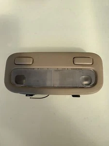 Toyota Corolla interior light 2001, 2002,2003,2004,2005,2006,2007 - Picture 1 of 2