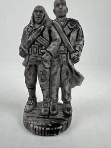 Pirates of the Caribbean Dead Man’s Chest Gray Chess Knights Pintel & Ragetti - Picture 1 of 6