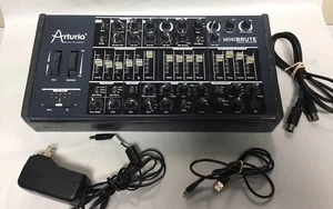 Arturia Minibrute Analogy Synthesizer W/ Cords- Free Shipping - Picture 1 of 9