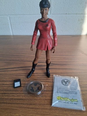 Diamond Select, Art Asylum Star Trek The Original Series Teniente Uhura, 2003, suelto Foto 1 de 4
