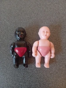 Lot Of 2 Vintage Mini Bathing Dolls Brand P.J Including 1 Black 5.5 Cm - Picture 1 of 5