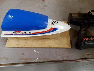 brushless motor rc boot. - Bild 1 von 4