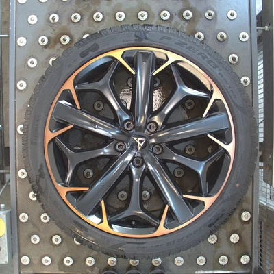 Original Cupra Formentor Winterkompletträder Pirelli 245/40 R19 98V M+S - Bild 1 von 4