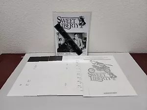 Sweet Liberty - Kit de prensa de fotos de películas originales de 1986 - Rob Lowe - Imagen 1 de 13
