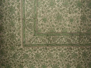 Daisy Chain Block Print Tapestry Cotton Bedspread 108" x 88" Full-Queen Green - Picture 1 of 2