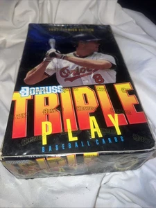 1992 Donruss Triple Play Baseball Wax Box - 36 packs (Unopened, Factory Sealed) - Picture 1 of 5