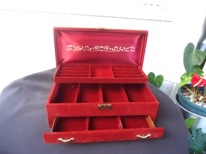 Large vintage retro Buxton USA burgundy red velvet jewellery box case 3 tier - Bild 1 von 9
