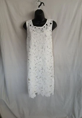 华丽刺绣象牙色花卉裙! Snap In Slip. 中号。 — 第 1/4 张图片