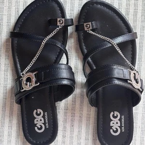 Women’s Guess Sandals - Picture 1 of 6