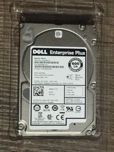 Dell-branded Seagate Savvio 10K.6 hard drive with a capacity of 600 GB - Picture 1 of 3
