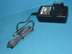 Huawei 12V 2.0A Switching Power Adaptor HW-120200B6W - Picture 1 of 3