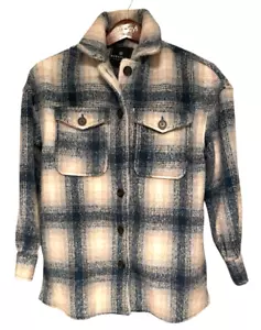 Bagatelle Womens Blue White Beige Plaid Button Fuzzy Jacket Pockets Size Medium - Picture 1 of 11