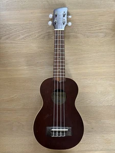 Brunswick BU4S Soprano Ukulele - Picture 1 of 5