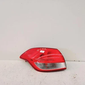 KIA CERATO LEFT TAILLIGHT YD, HATCH, NON LED TYPE, 04/13-05/18 13 14 15 16 17 18 - Picture 1 of 2