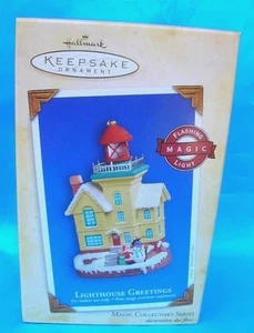 Hallmark Ornament 2004-Lighthouse Greetings-8th In Series-Has Flashing Light - Picture 1 of 2