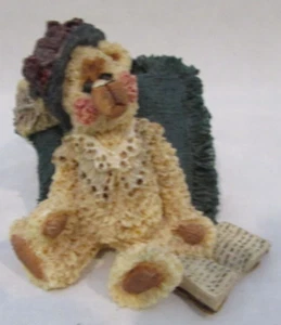 Figura Relajante y Lectura Shelly Bear and Co Bear 0937 - Imagen 1 de 6