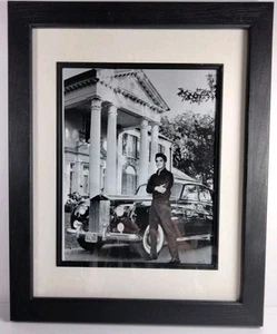 Reproducción fotográfica de Elvis & Rolls Royce en blanco y negro enmarcada y mate - Imagen 1 de 10