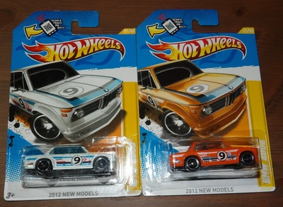 2X - Hot Wheels 2012 nuevos modelos - BMW 2002 - blanco y naranja Foto 1 de 4