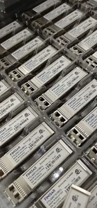 Lote de 10 módulos transceptores FINISAR FTLX8571D3BCL 10GBASE-SR/SW 850nm - Imagen 1 de 4