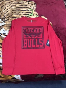 NBA Brand Chicago Bulls Long Sleeve Team Logo T-Shirt - Bild 1 von 5