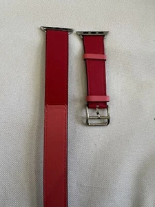 HERMÈS APPLE WATCH DOPPIO TOUR BORDEAUX/ROSA ESTREMA/ROSA SWIFT CINTURINO 40 MM - Foto 1 di 15