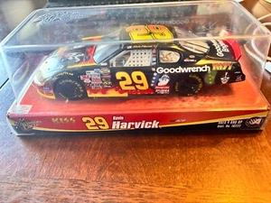 Kevin Harvick #29 2004 "KISS" Nascar diecast Chevy 1:24 RCR - Imagen 1 de 2
